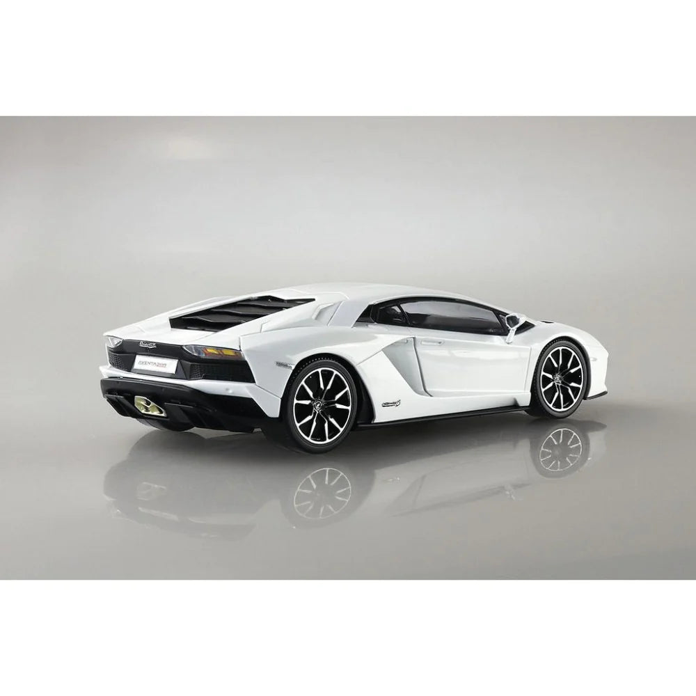 1/32 Lamborghini Aventador S Pearl White