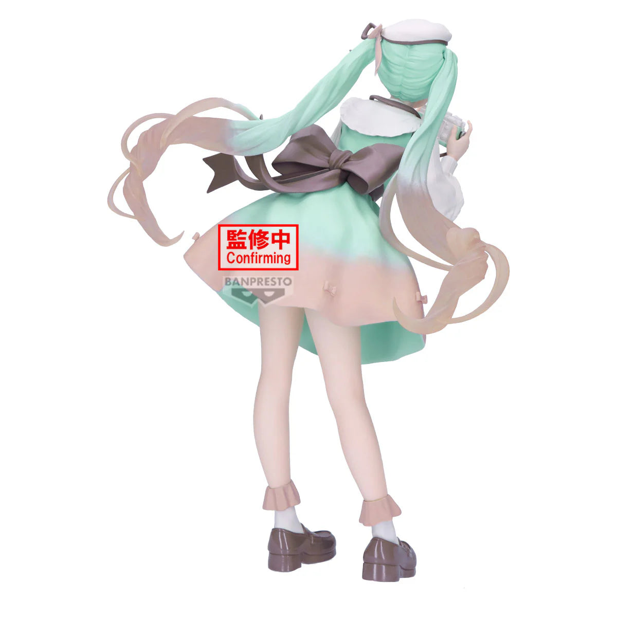 PRE ORDER Hatsune Miku: HOLIDAY MEMORIES FIGURE - Camera Miku