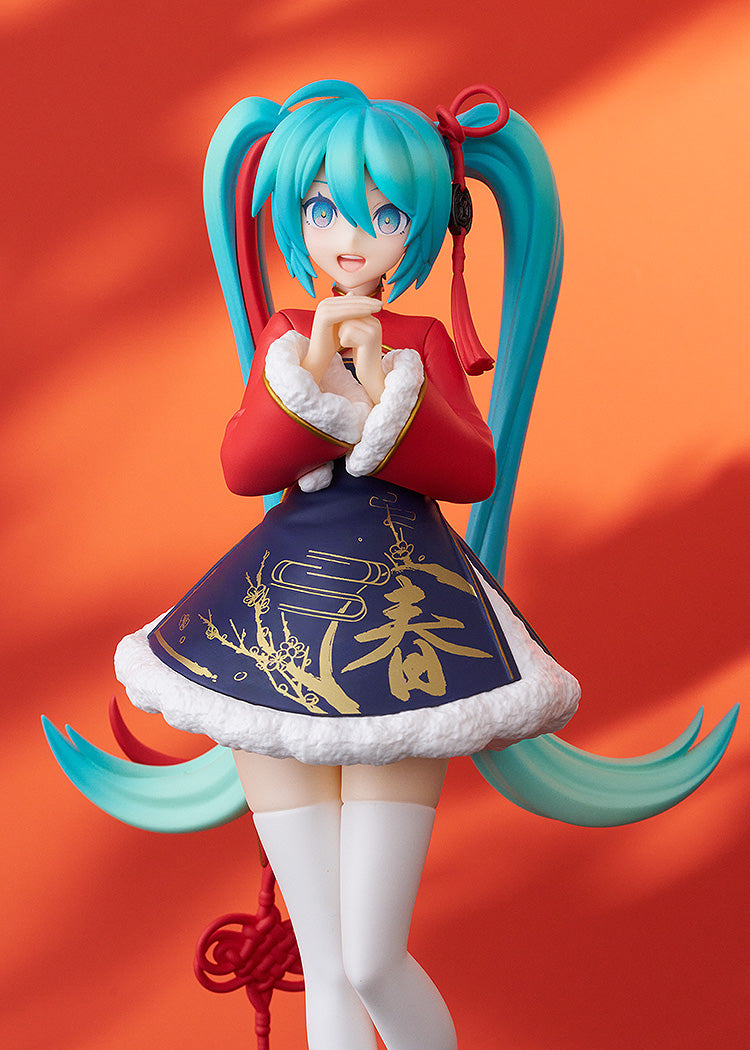 PRE ORDER Hatsune Miku: POP UP PARADE - Hatsune Miku (Sourxuan Chinese New Year Version)