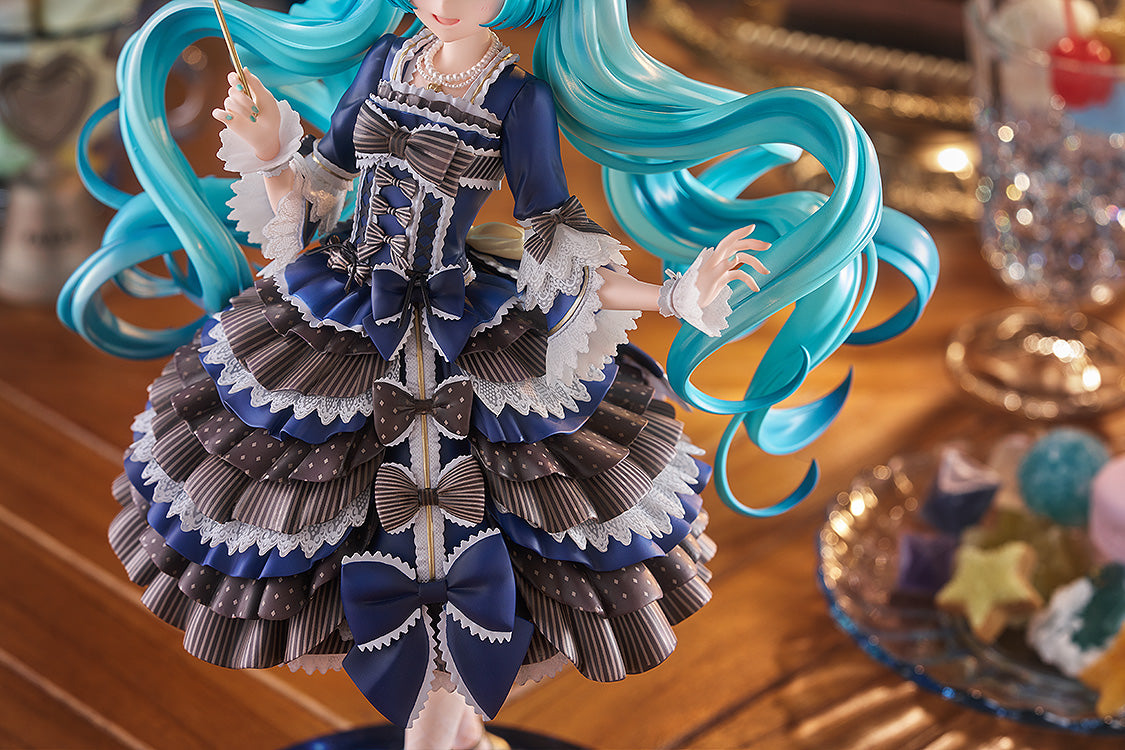 PRE ORDER Hatsune Miku: 1/7 SCALE FIGURE - Hatsune Miku (Shooting Star a la Mode Version)