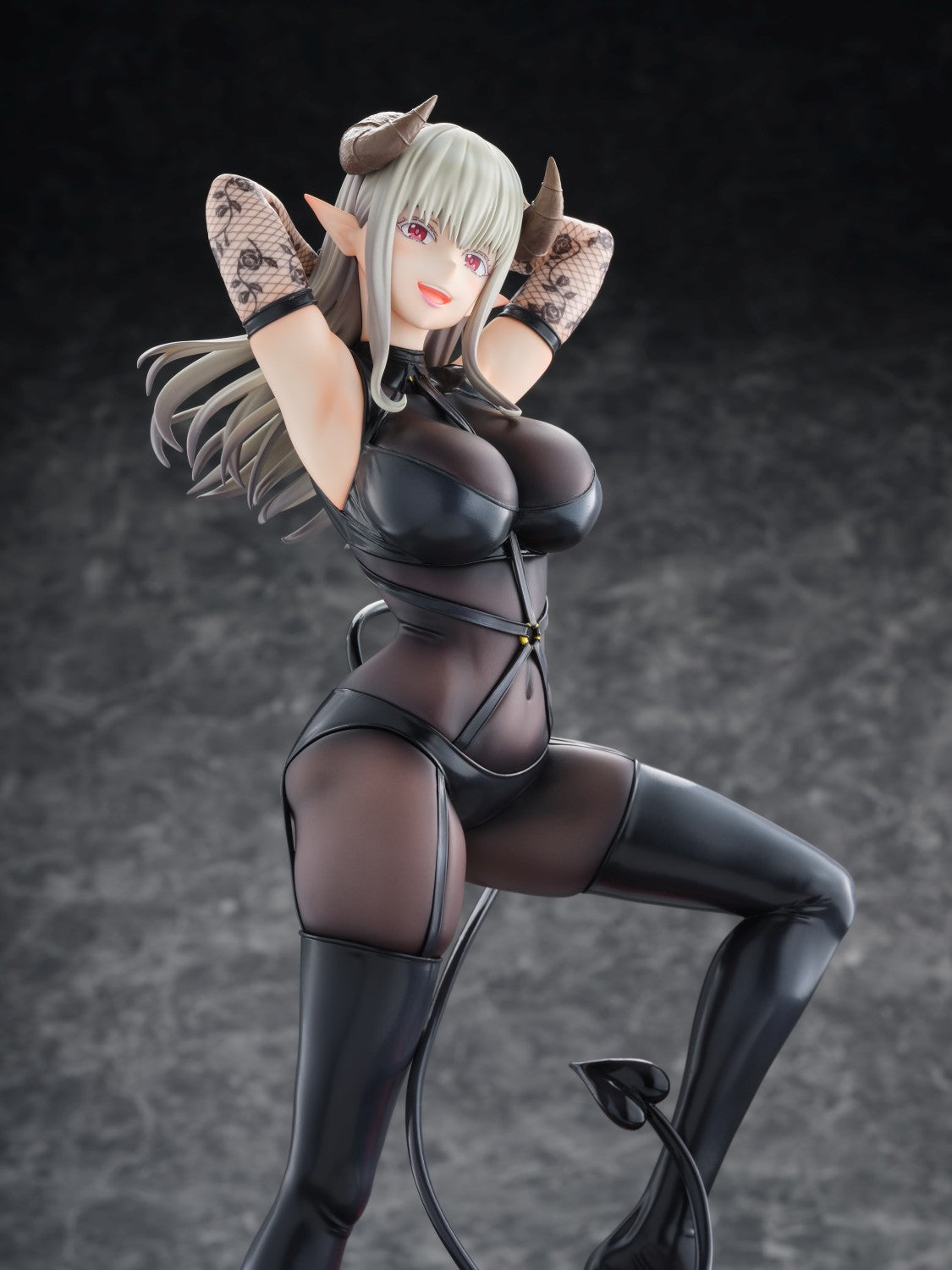 PRE ORDER 2.5 Dimensional Seduction: 1/6 SCALE FIGURE - Lustalotte (Illusory Outfit/Mayura)