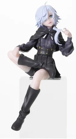 Spy Classoom: PM PERCHING FIGURE - Monika