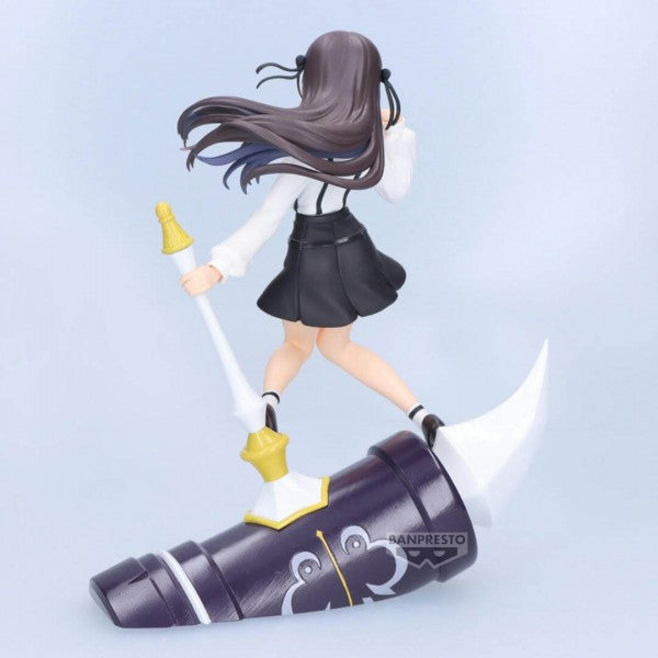 I May Be A Guild Receptionist But I’ll Solo Any Boss To Clock Out On Time - Alina Clover