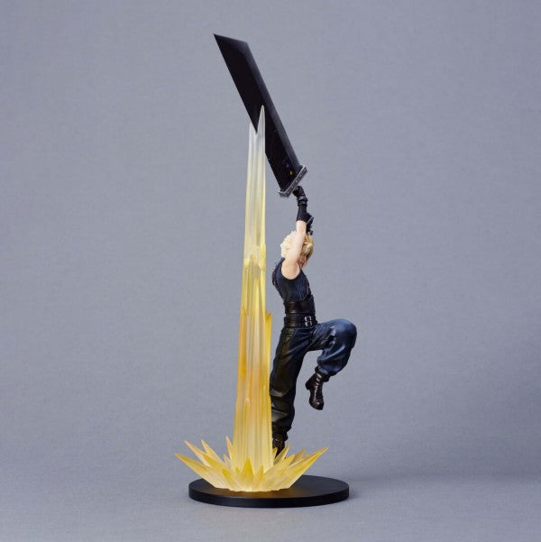 PRE ORDER Final fantasy VII Rebirth: STATUETTE - Cloud Strife