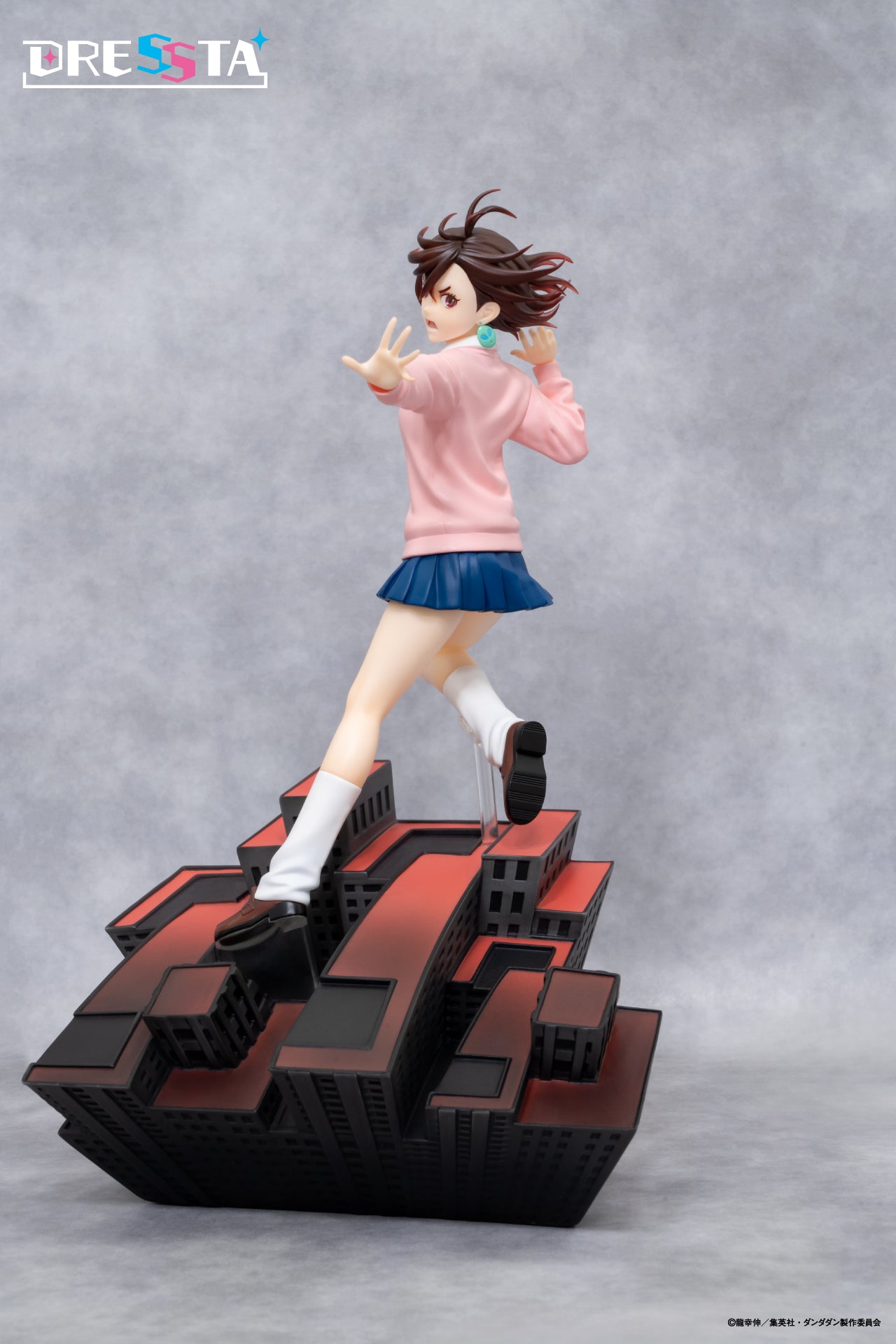 PRE ORDER Dan Da Dan: DRESSTA FIGURE - Momo