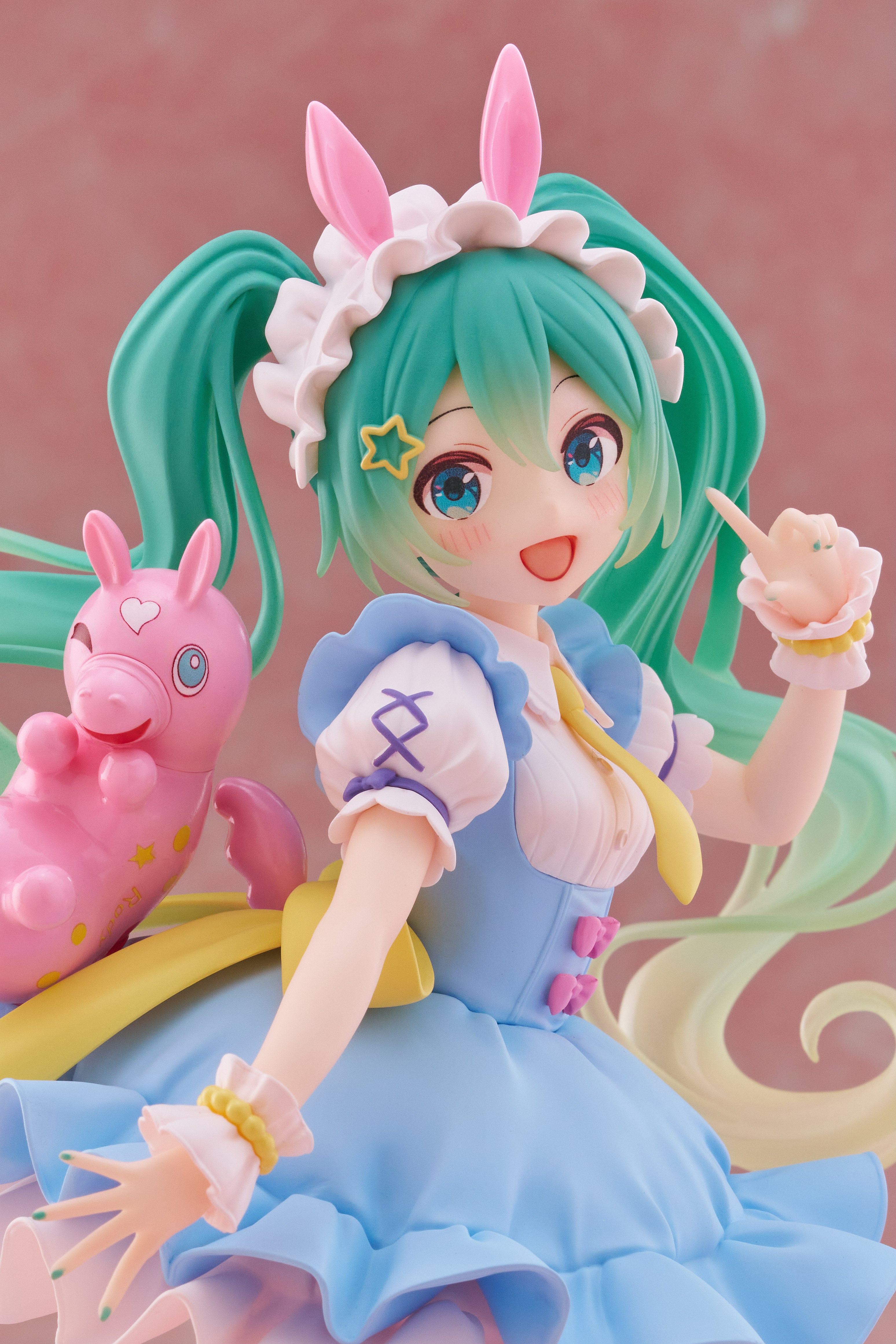 PRE ORDER Hatsune Miku: AMP+ FIGURE - Hatsune Miku x Rody (Fairy Tale Version)