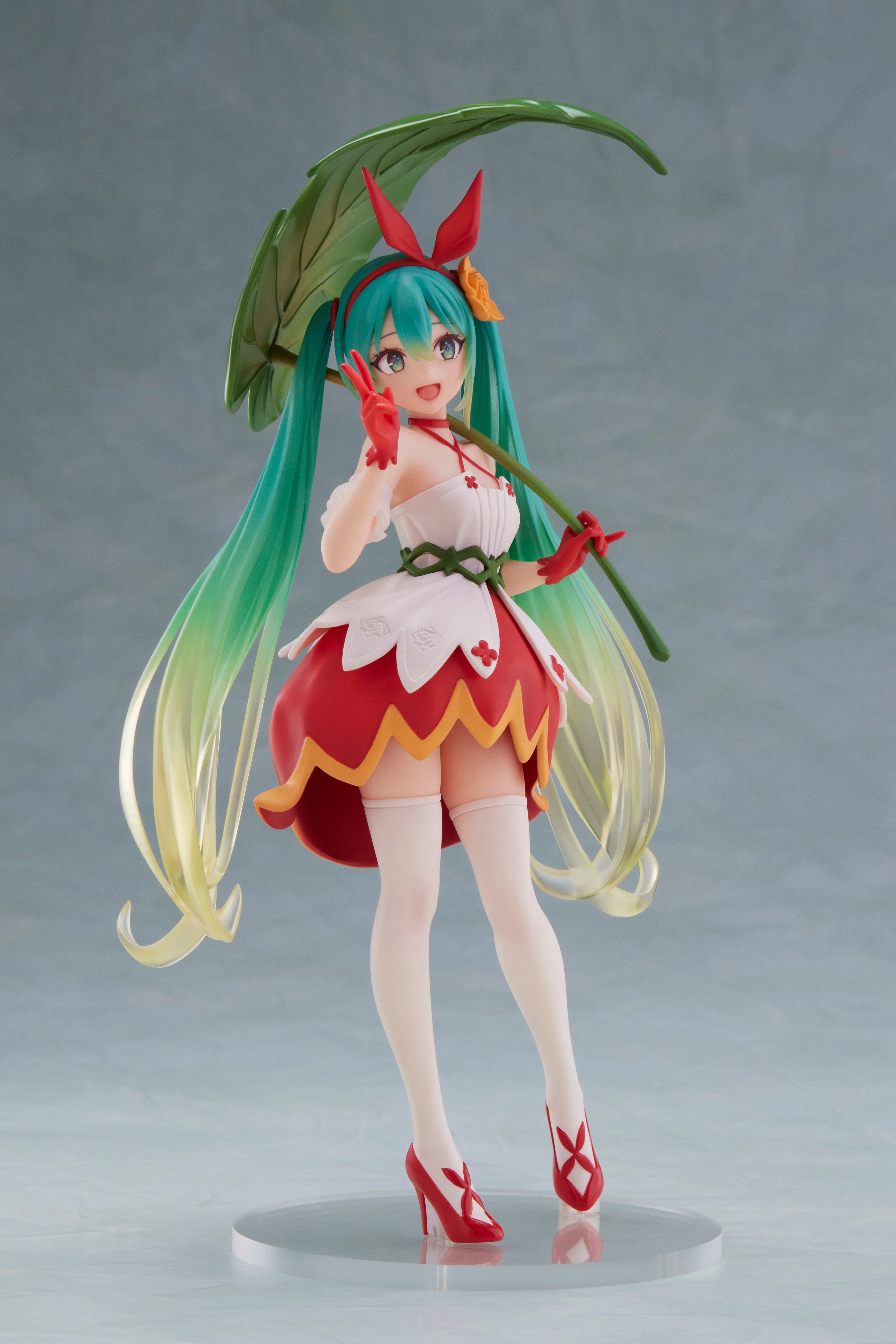 PRE ORDER Hatsune Miku: WONDERLAND FIGURE - Thumbelina