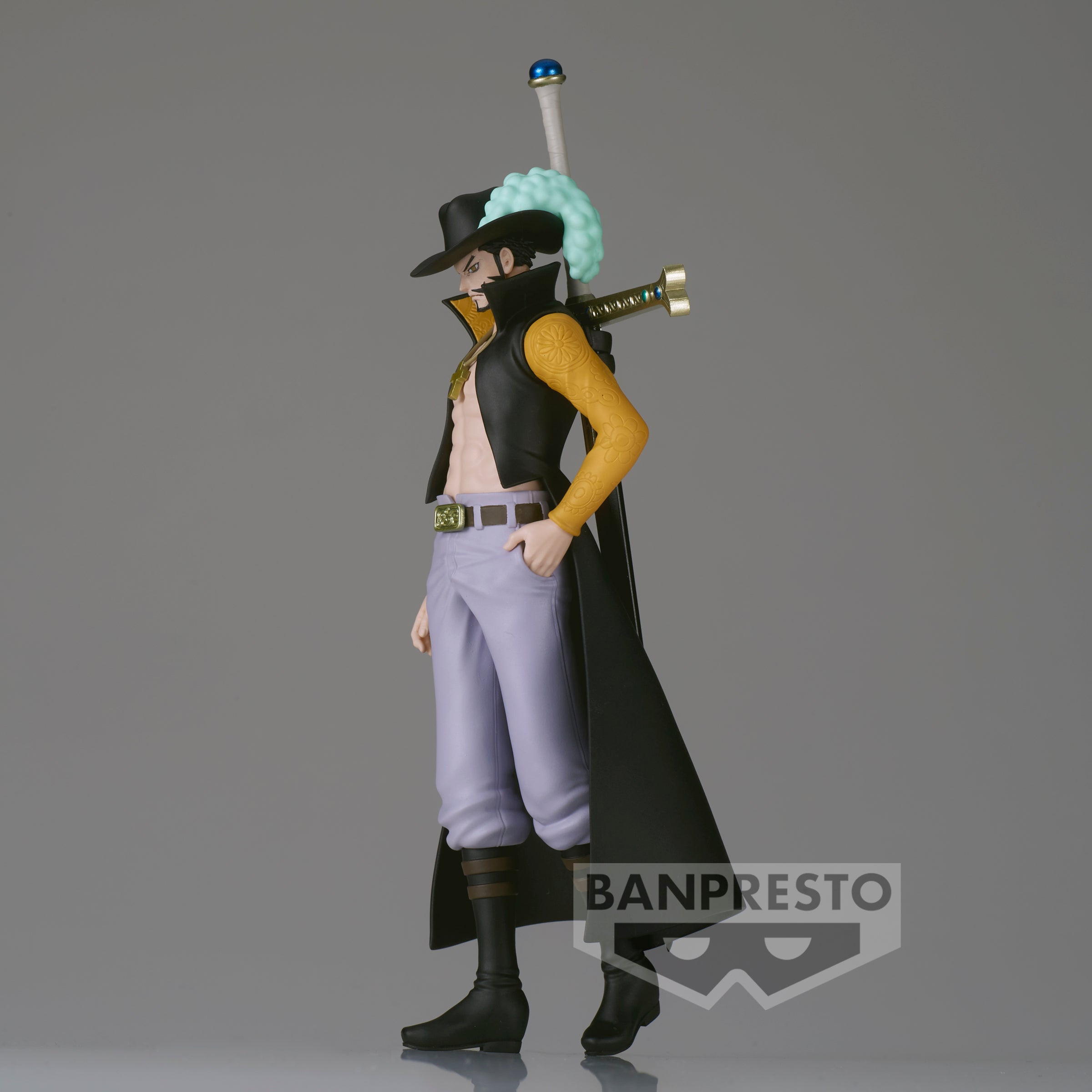 PRE ORDER - ONE PIECE THE SHUKKO-DRACULE.MIHAWK-