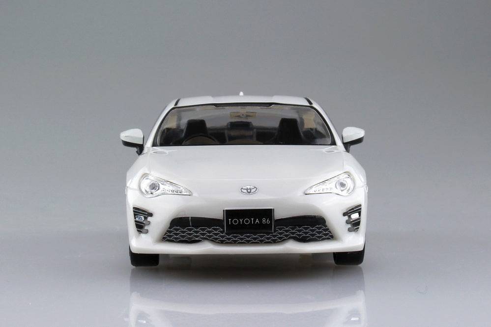 1/32 Toyota 86 Crystal White Pearl