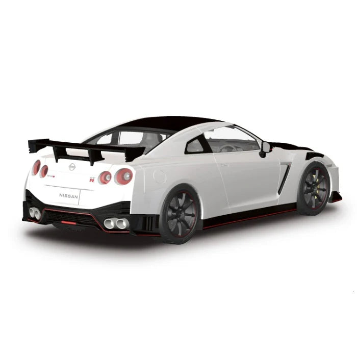 Aoshima 1/24 Snap R35 Nissan GT-R Nismo Special Edition 2022 Brilliant White Pearl