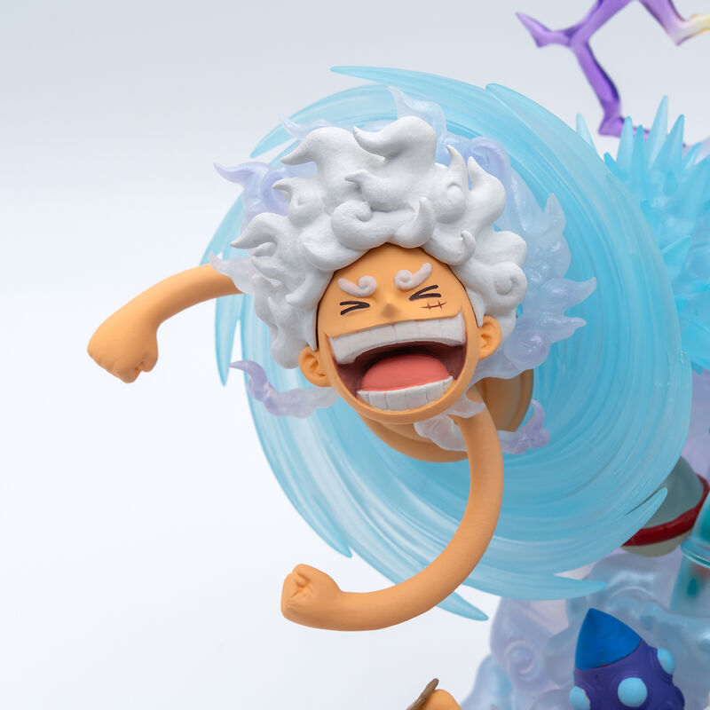 PRE ORDER One Piece: WORLD COLLECTIBLE FIGURE PREMIUM - Monkey D. Luffy (Gear 5 Special)