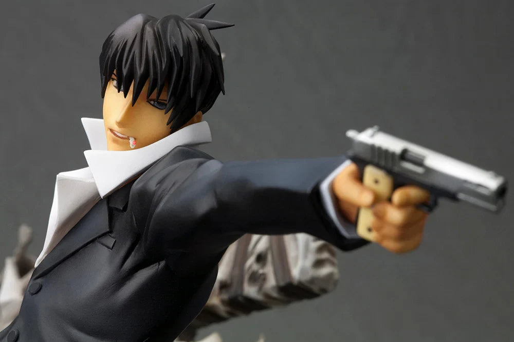 Trigun Badlands Rumble: 1/8 SCALE FIGURE ARTFX-J - Nicholas D. Wolfwood (Renewal Package Ver.)