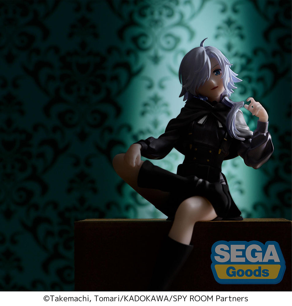 Spy Classoom: PM PERCHING FIGURE - Monika