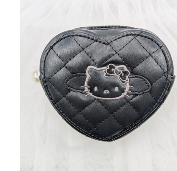 Hello Kitty: QUILTED HEART POUCH - Black Angel
