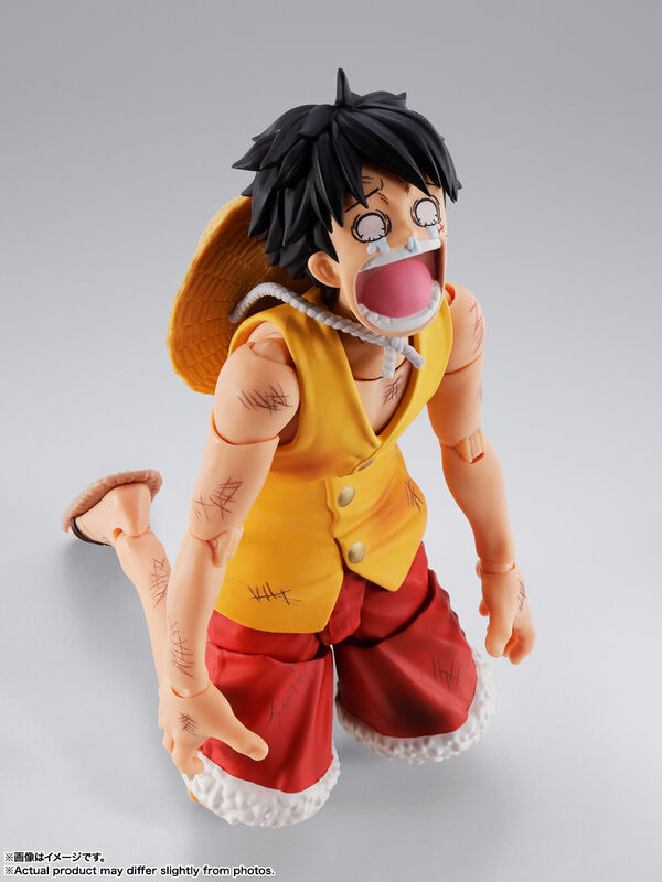 PRE ORDER One Piece: S.H.FIGUARTS - Monkey D Luffy (Summit War Of Marineford)