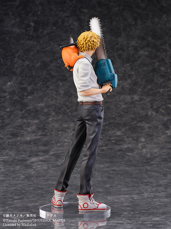 PRE ORDER Chainsaw Man Figure Denji Pochita 1/7 Scale