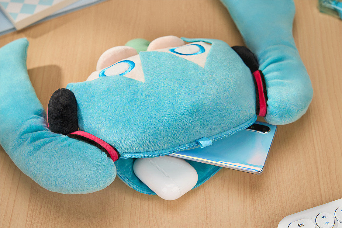 PRE ORDER Hatsune Miku: FLUFFY SERIES - Plushie Pouch