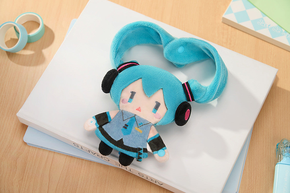 PRE ORDER Hatsune Miku: Keychain Pouch