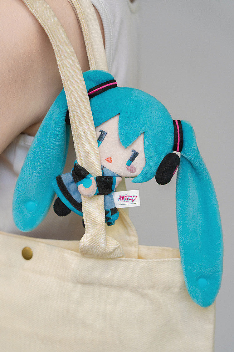 PRE ORDER Hatsune Miku: Keychain Pouch