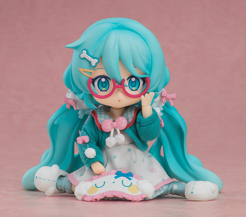 PRE ORDER Hatsune Miku: NENDOROID DOLL - Loungewear Outfit Version