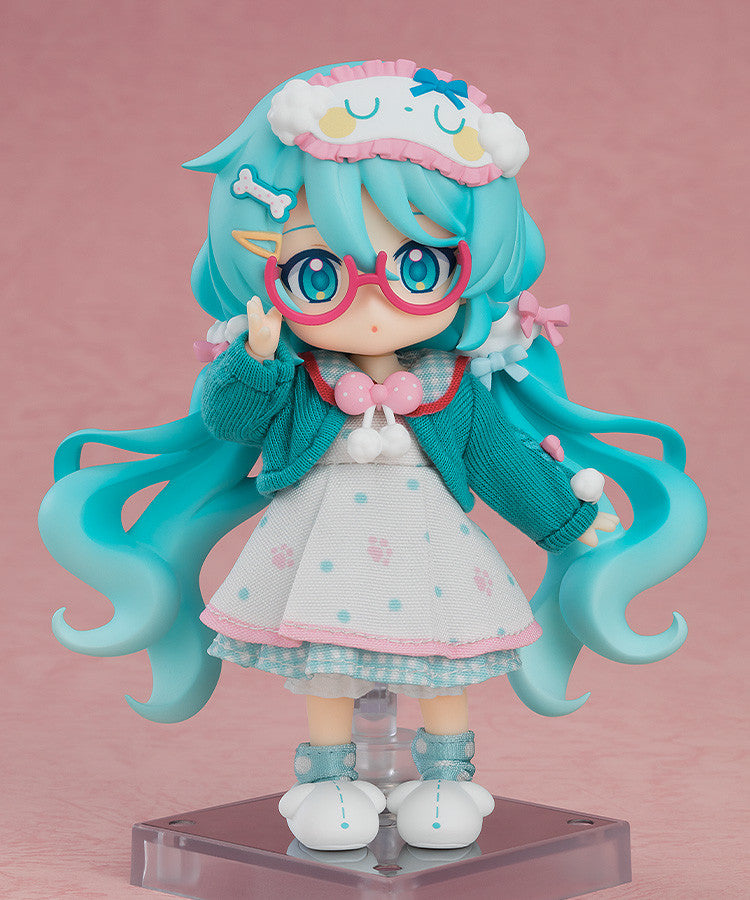 PRE ORDER Hatsune Miku: NENDOROID DOLL - Loungewear Outfit Version