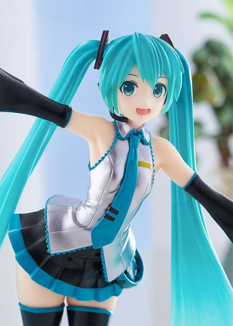 Vocaloid Characters: POP UP PARADE - Hatsune Miku (Translucent Colour Version)