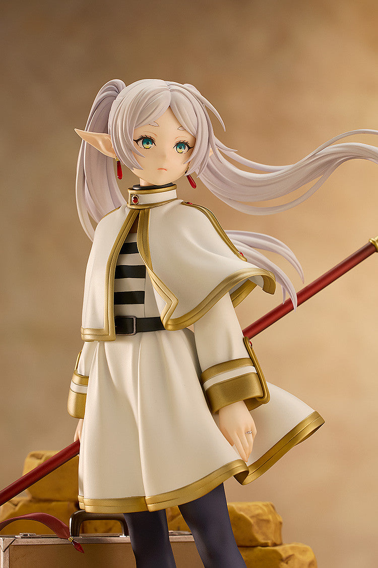 PRE ORDER Frieren Beyond Journey's End: 1/7 SCALE FIGURE - Frieren (Magic of the Eventide Glow)