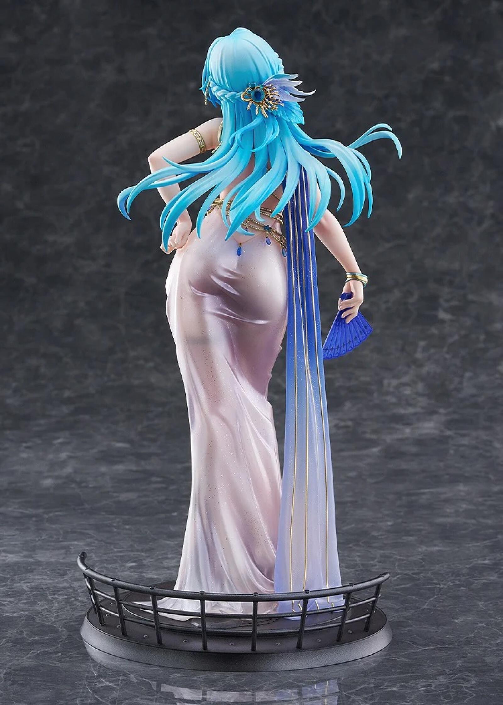 PRE ORDER Goddess Of Victory Nikke: 1/7 SCALE FIGURE - Helm (Chandelier)