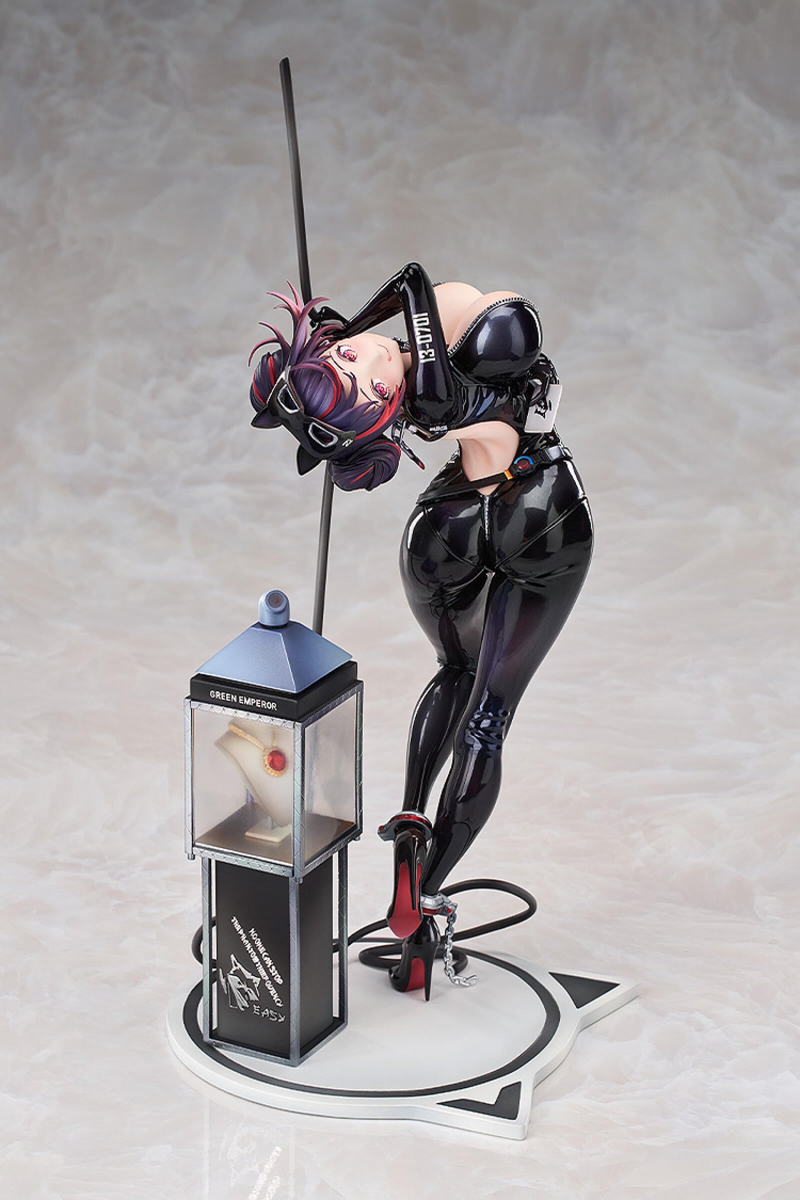 PRE ORDER Goddess Of Victory Nikke: 1/7 SCALE FIGURE - Quency (Escape Queen)