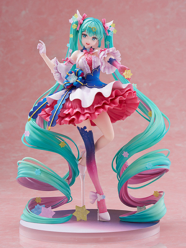 PRE ORDER Hatsune Miku: CREATOR'S COLLECTION 1/7 SCALE FIGURE - Hatsune Miku (Rosuuri Version)