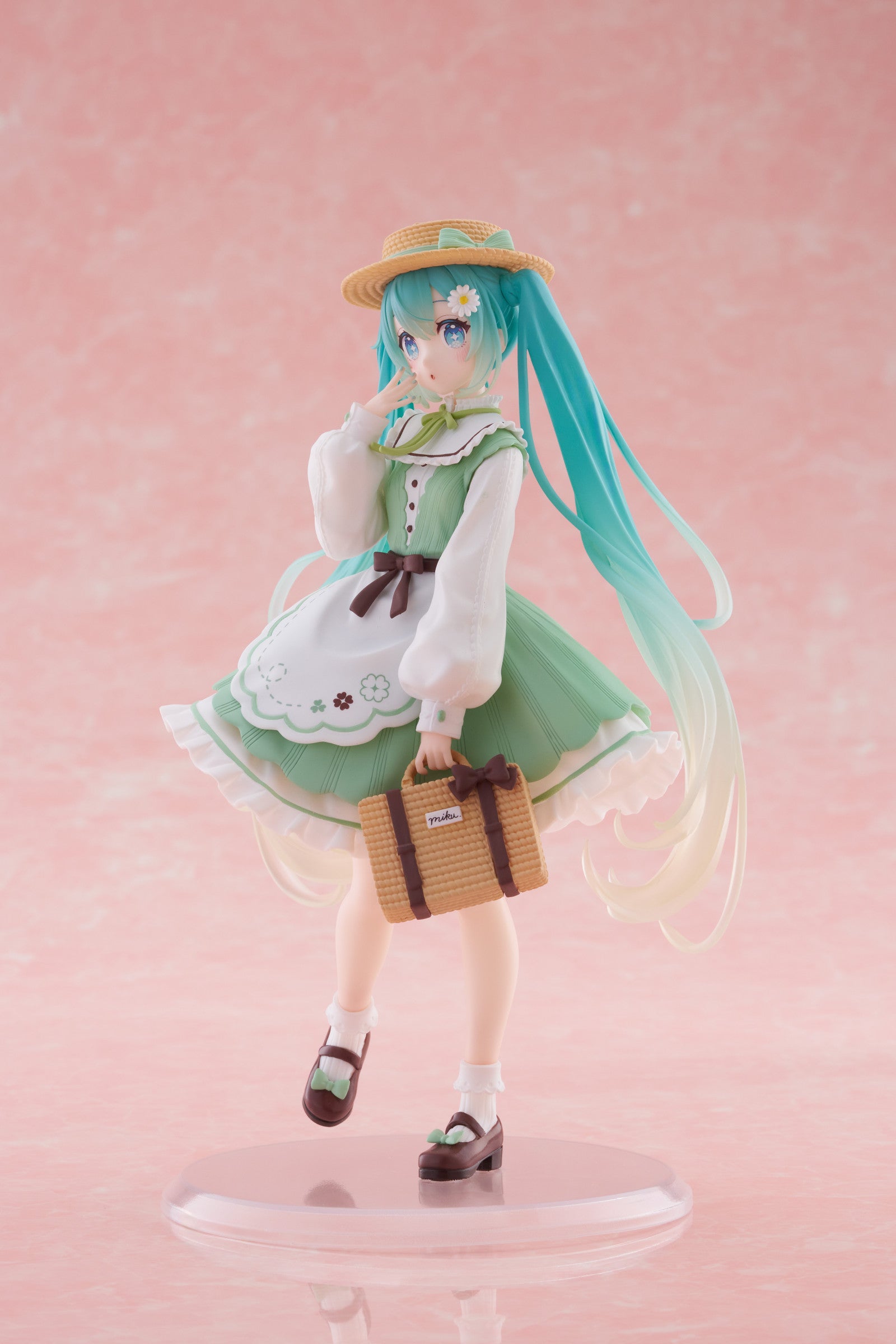 PRE ORDER Hatsune Miku: FASHION FIGURE - Country Miku