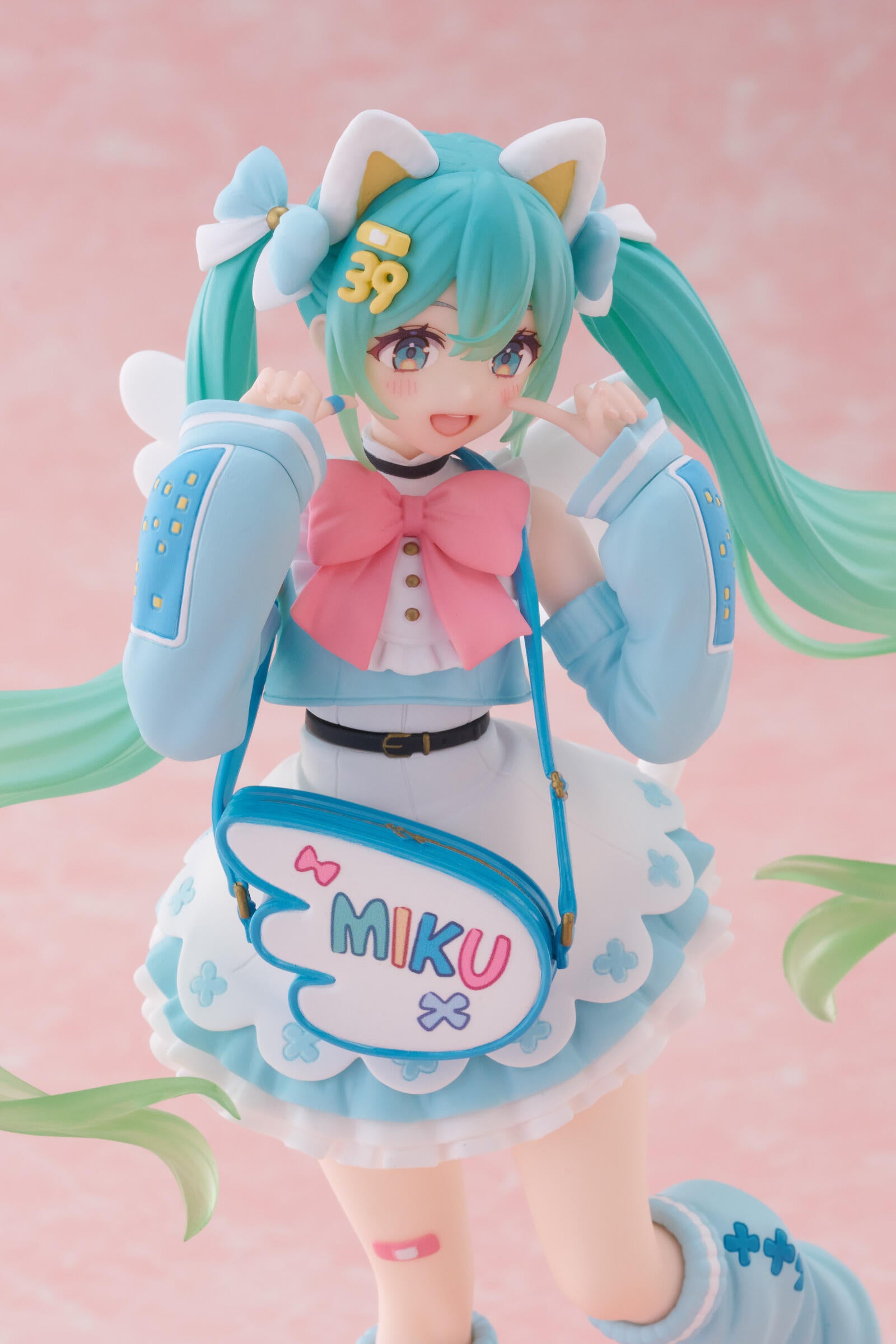 PRE ORDER Hatsune Miku Figure Fashion (Fancy Version)