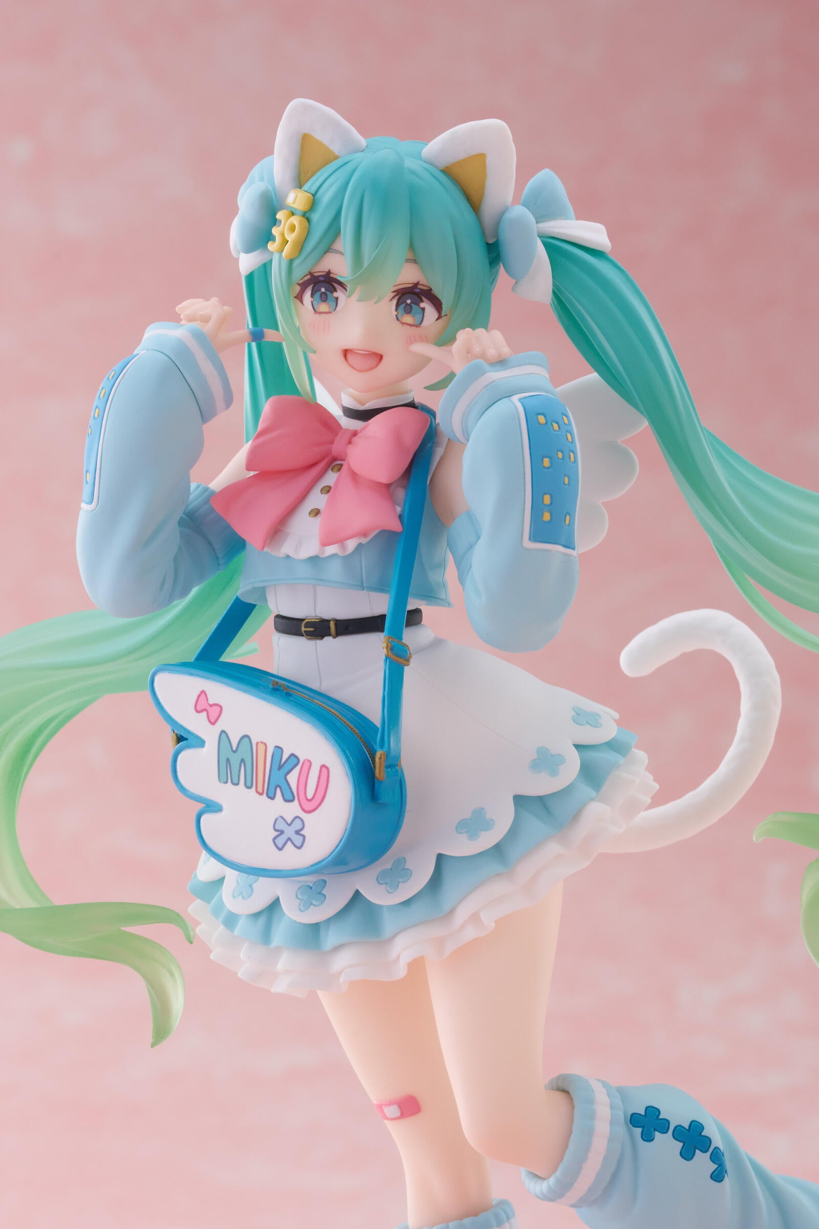 PRE ORDER Hatsune Miku Figure Fashion (Fancy Version)