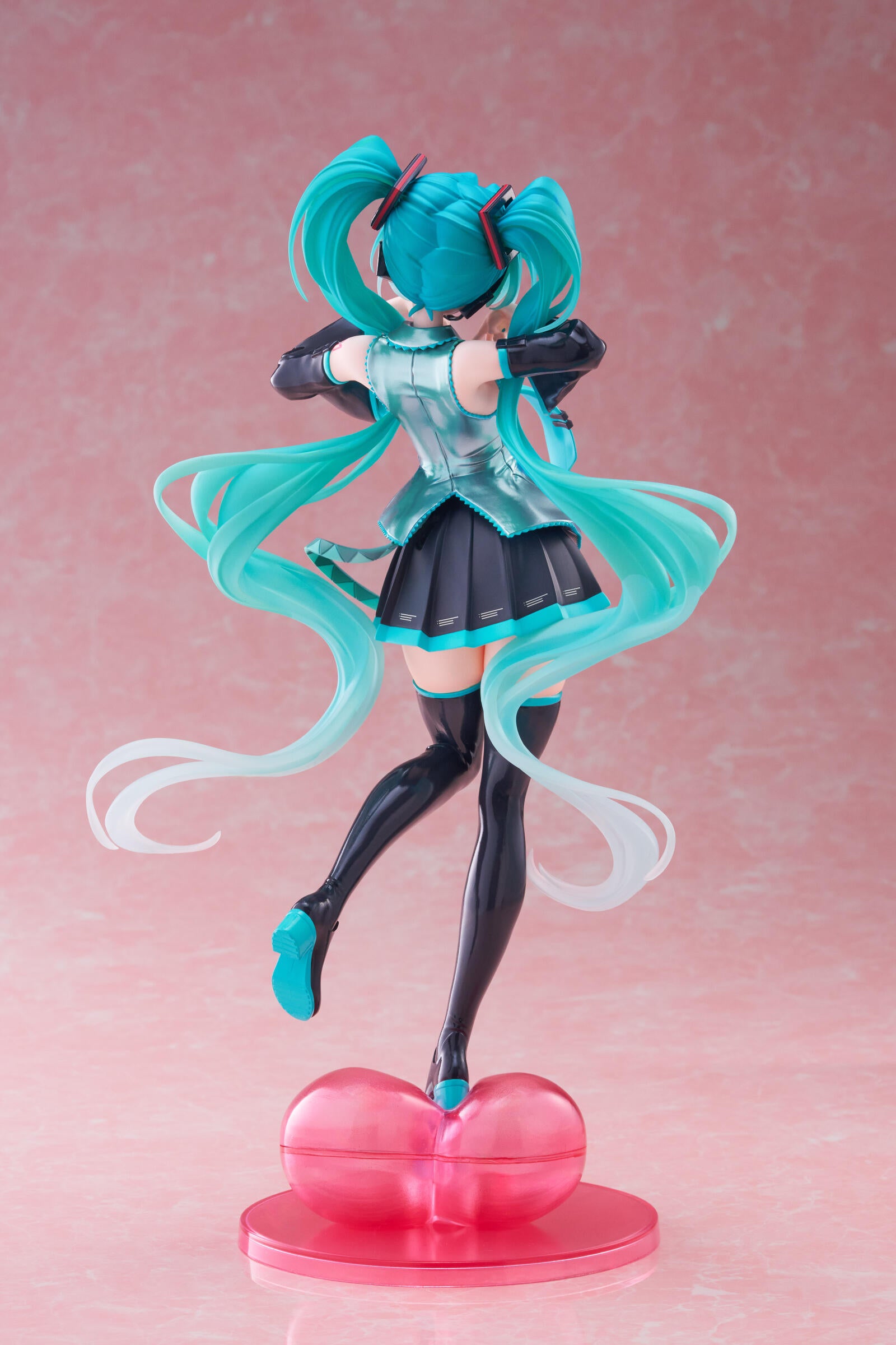 PRE ORDER Hatsune Miku: T-MOST FIGURE - Miku – MegaCulture