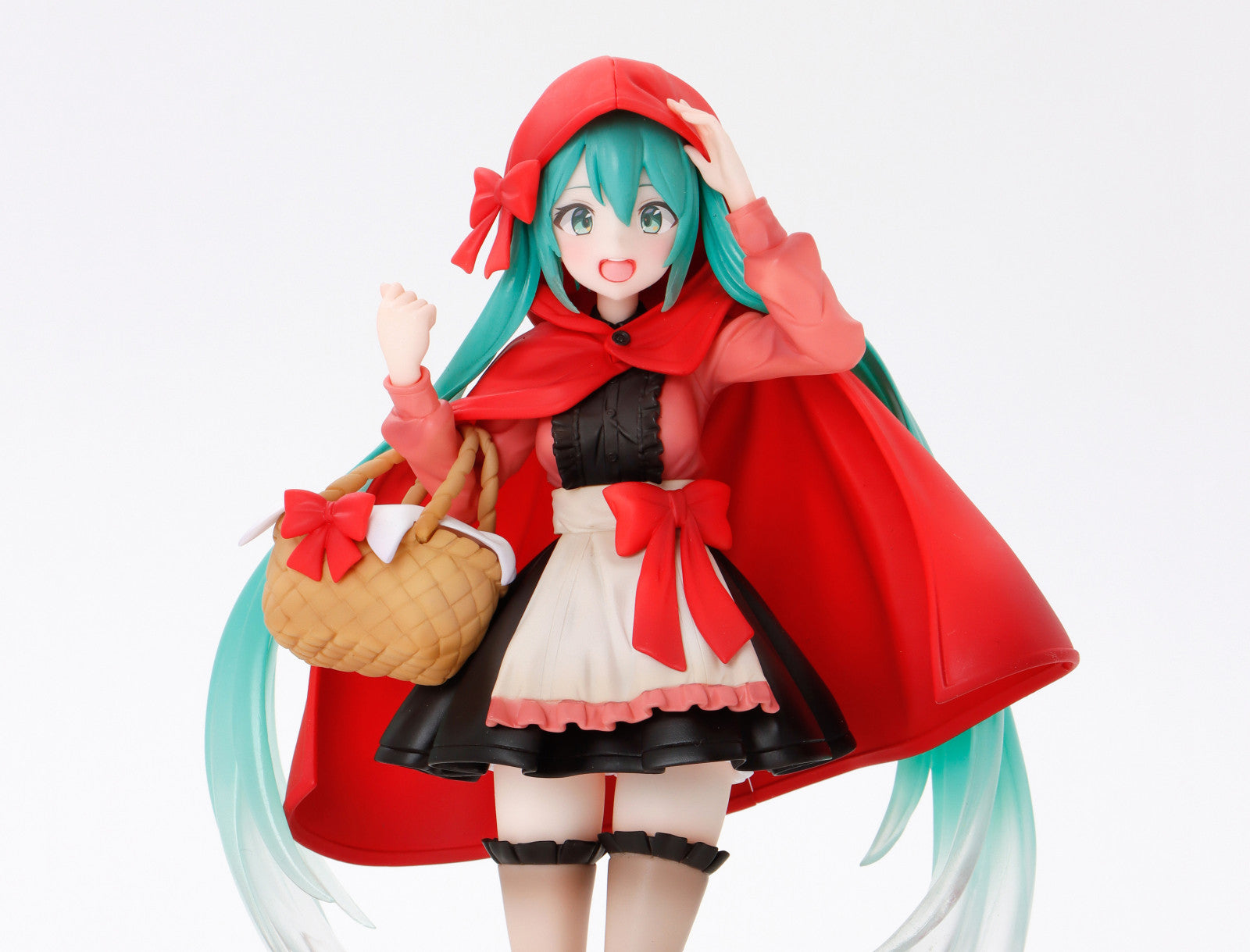 PRE ORDER Hatsune Miku: WONDERLAND FIGURE - Little Red Riding Hood