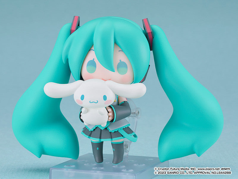 Hatsune Miku x Cinnamoroll - NENDOROID