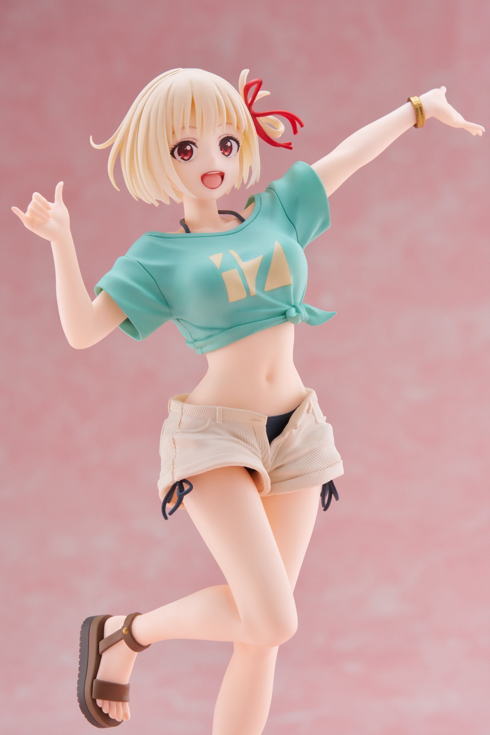 PRE ORDER Lycoris Recoil: COREFUL FIGURE - Chisato Nishikigi (Hawaiian Version)