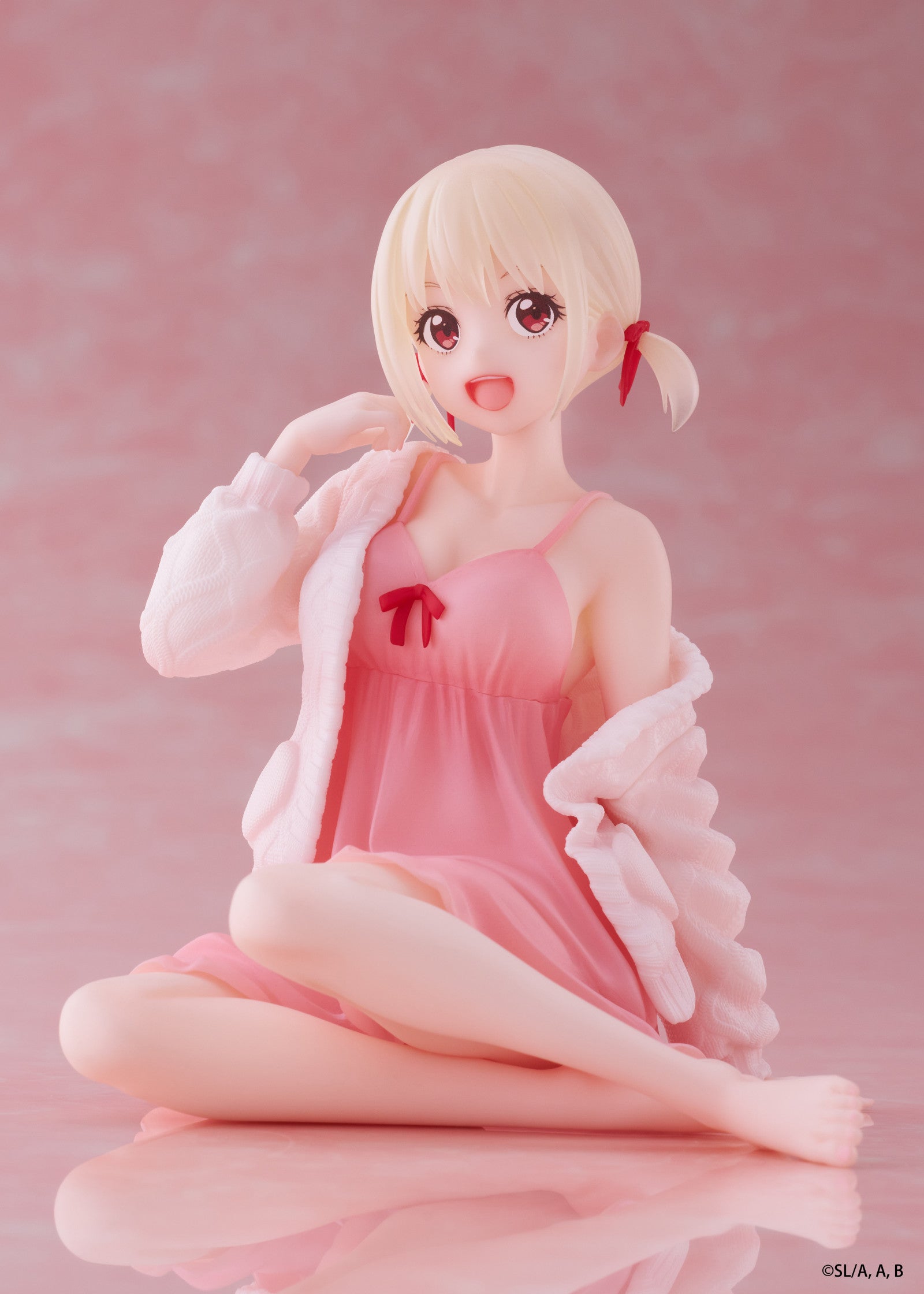 PRE ORDER Lycoris Recoil: DEKTOP CUTE FIGURE - Chisato Nishikigi (Roomwear Version)