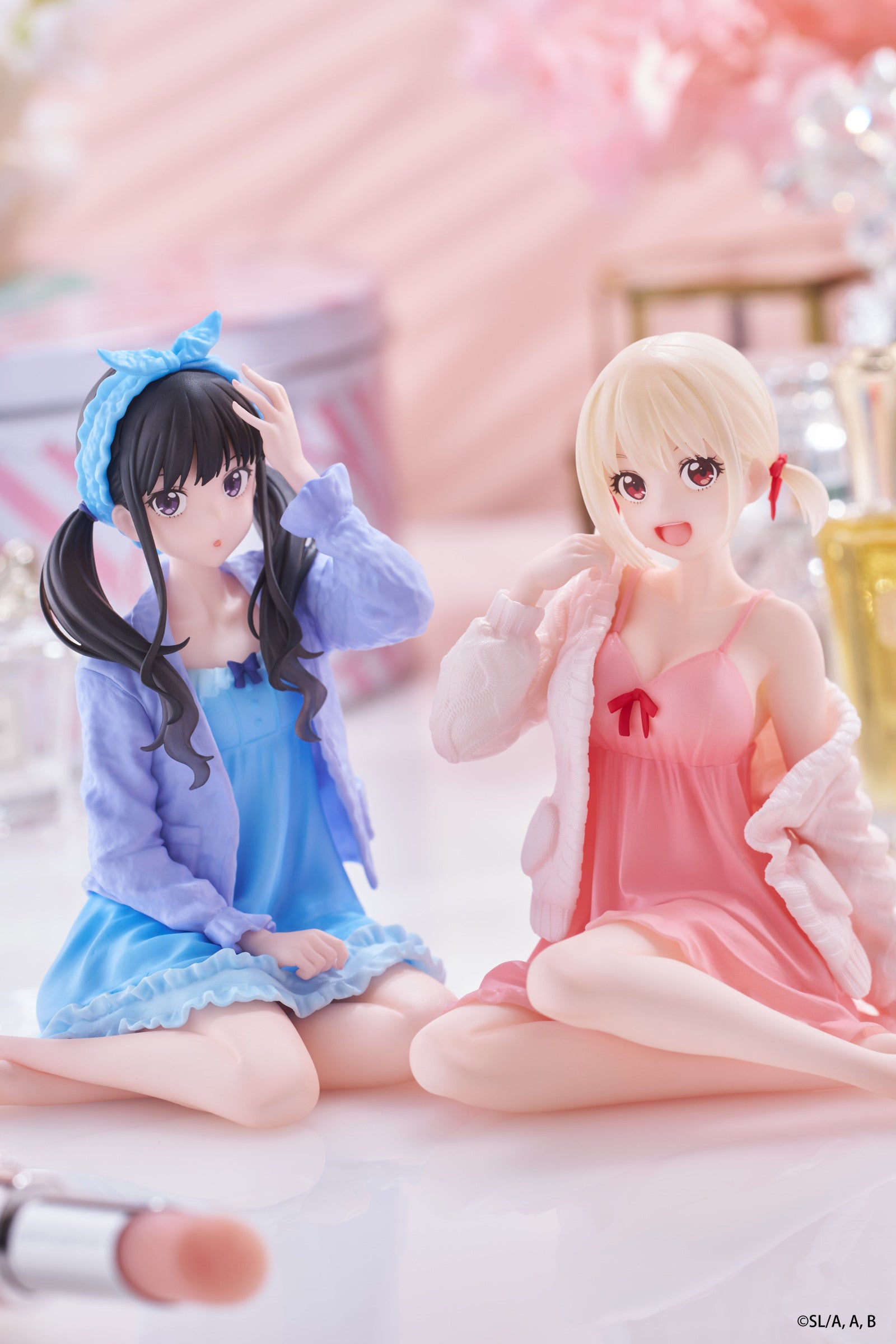 PRE ORDER Lycoris Recoil: DEKTOP CUTE FIGURE - Takina Inoue (Roomwear Version)