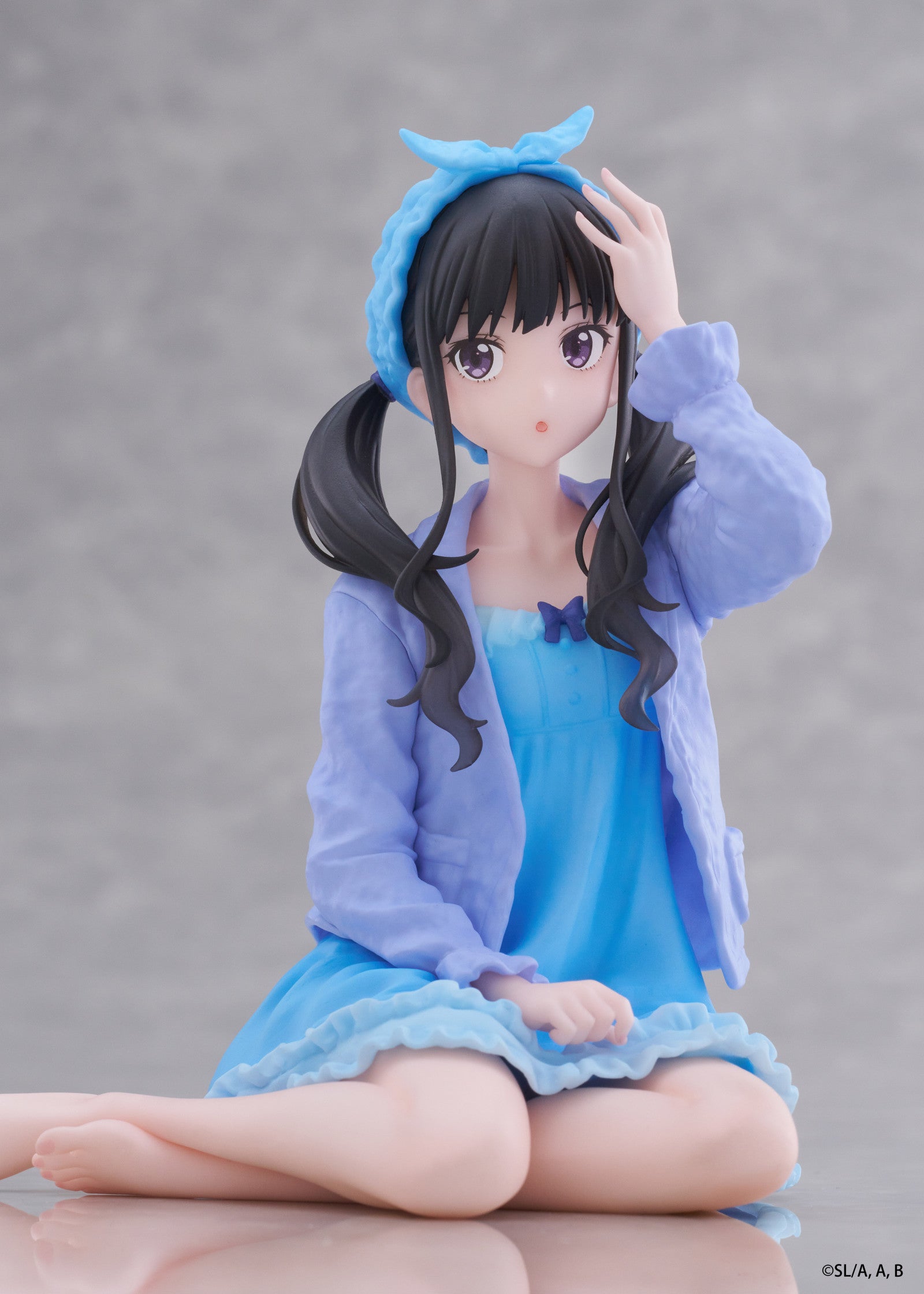PRE ORDER Lycoris Recoil: DEKTOP CUTE FIGURE - Takina Inoue (Roomwear Version)