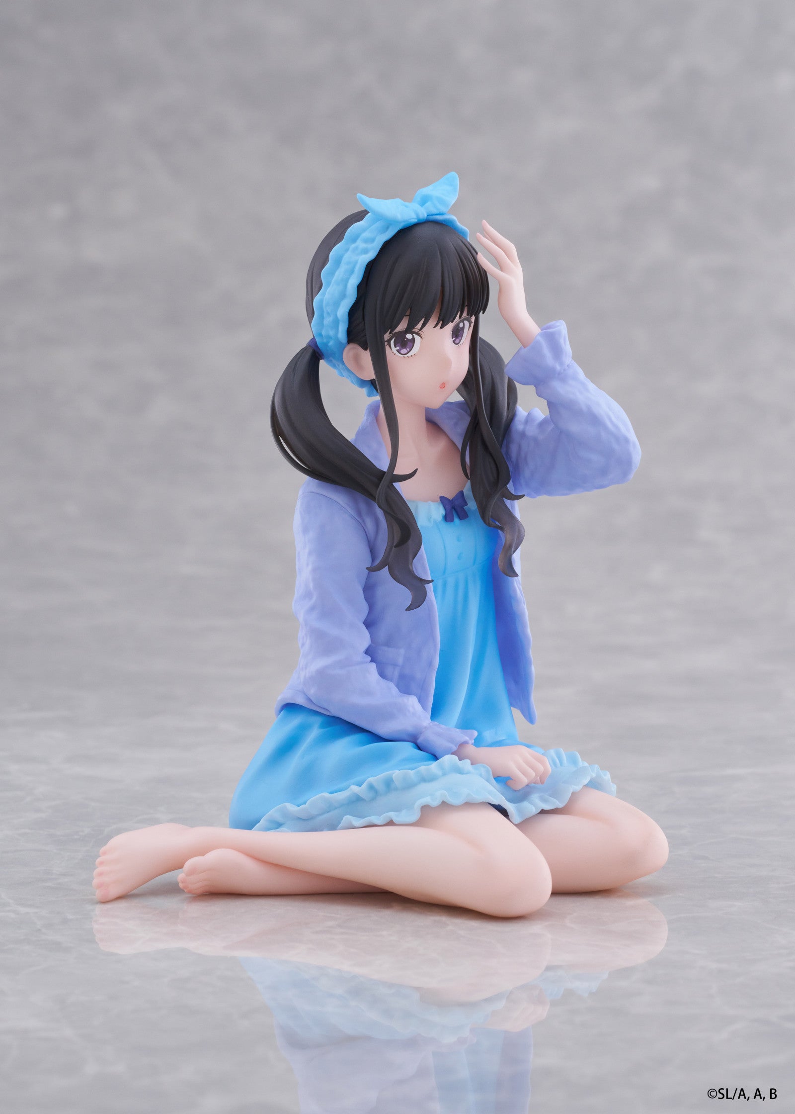PRE ORDER Lycoris Recoil: DEKTOP CUTE FIGURE - Takina Inoue (Roomwear Version)