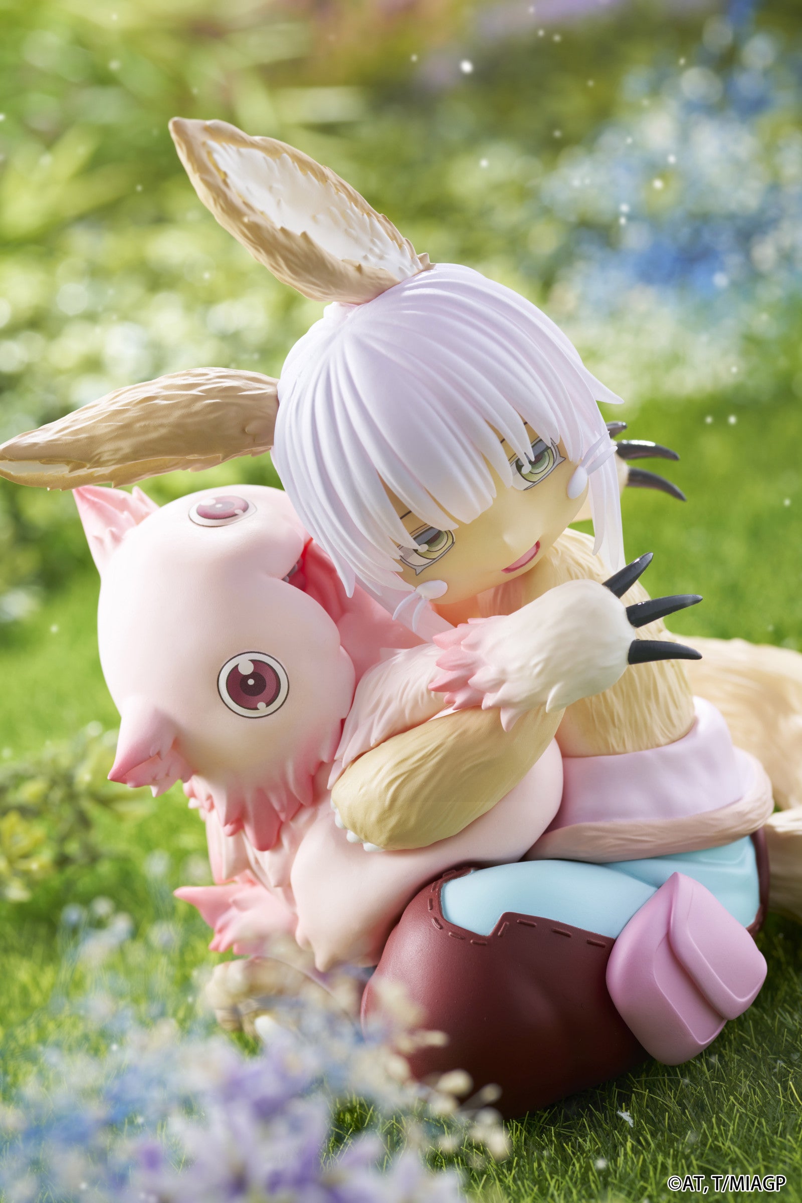 PRE ORDER Made in Abyss the Golden City of the Scorching Sun: DESKTOP CUTE FIGURE - Nanachi & Mitty