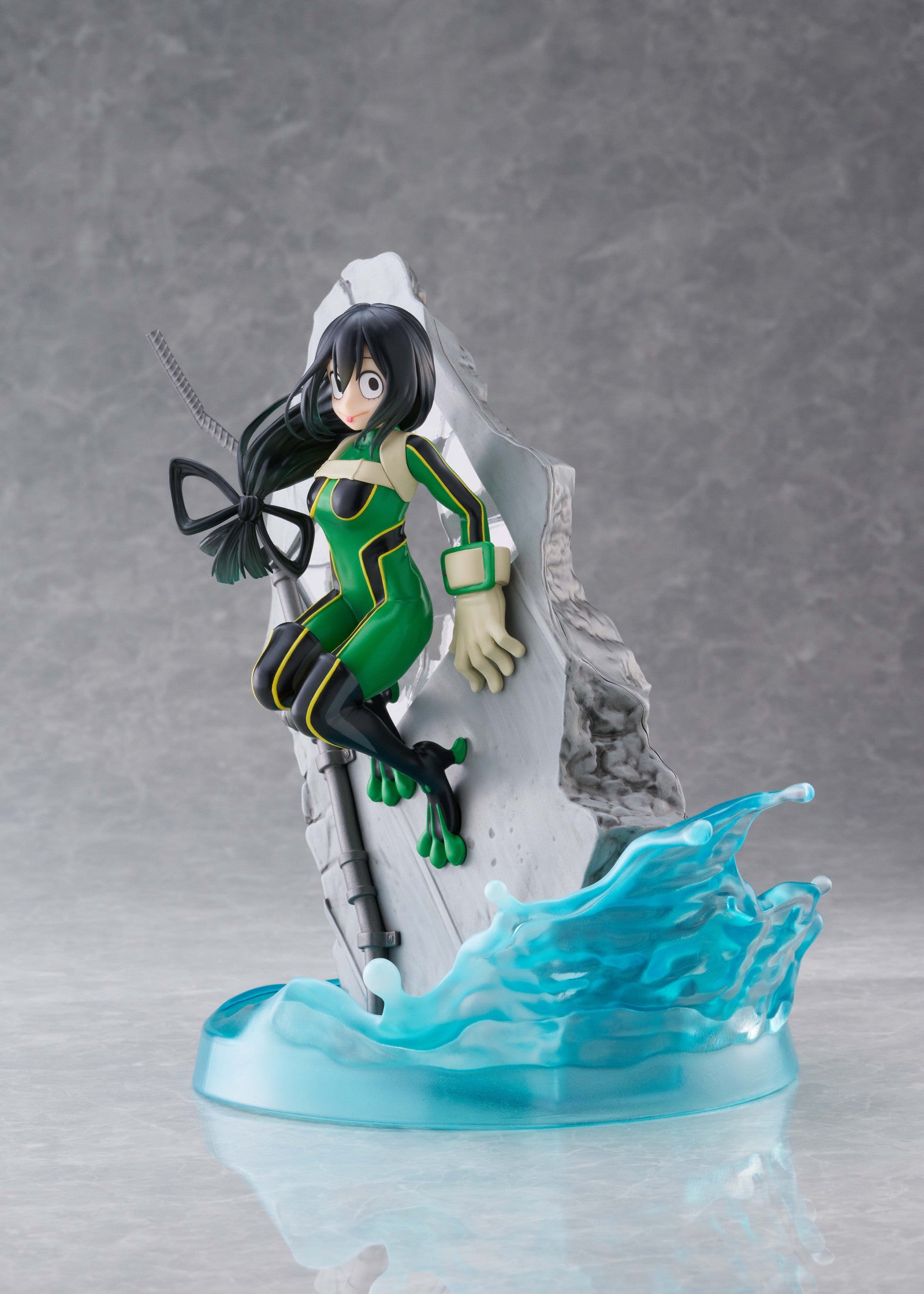 PRE ORDER My Hero Academia: DRESSTA STATUE FIGURE - Tsuyu Asui