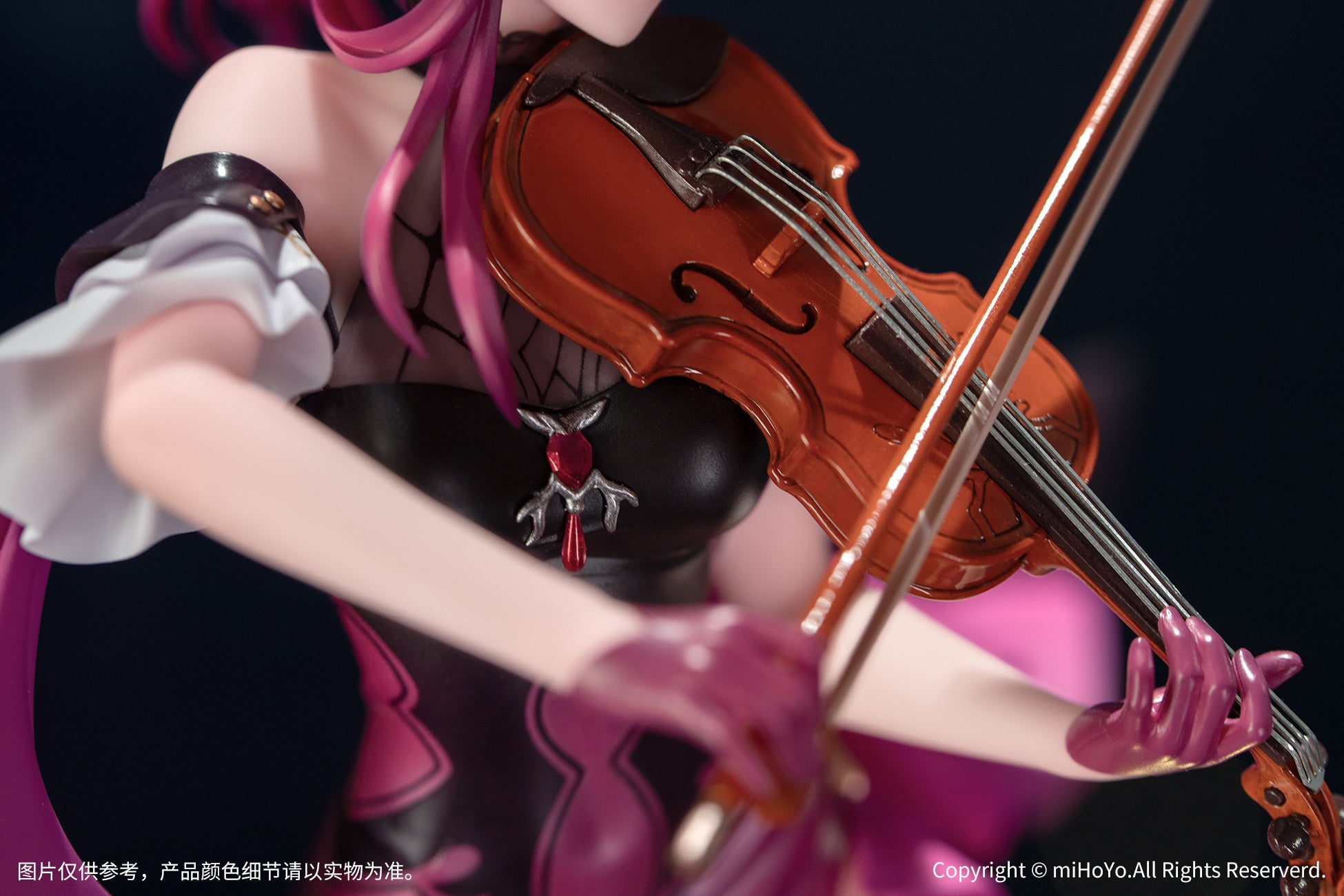 Honkai Star Rail: GIFT+ 1/8 SCALE FIGURE - Kafka (Star Rail LIVE Ver.)