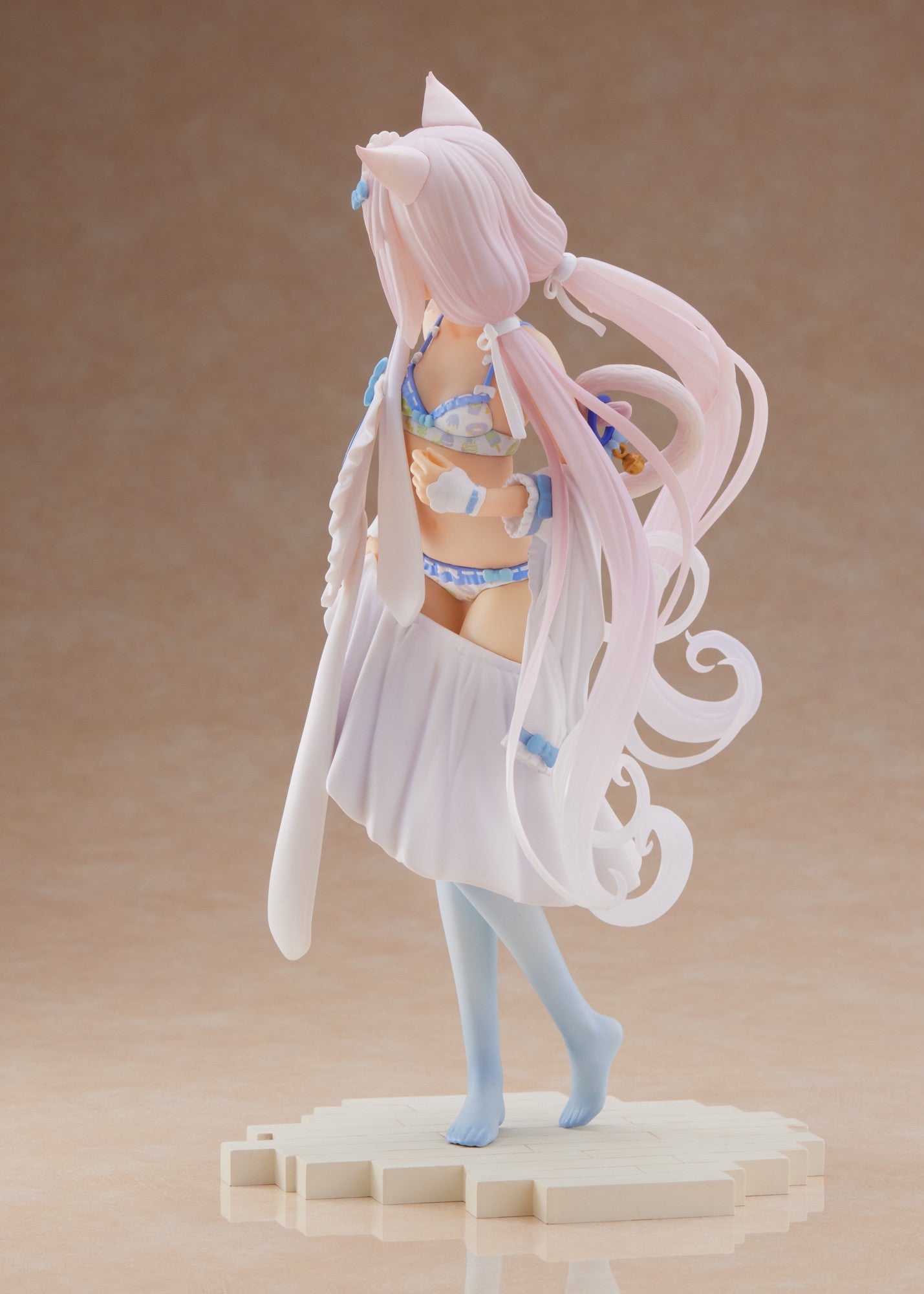 PRE ORDER Nekopara: 1/7 SCALE FIGURE - Vanilla Lovely Sweets Time