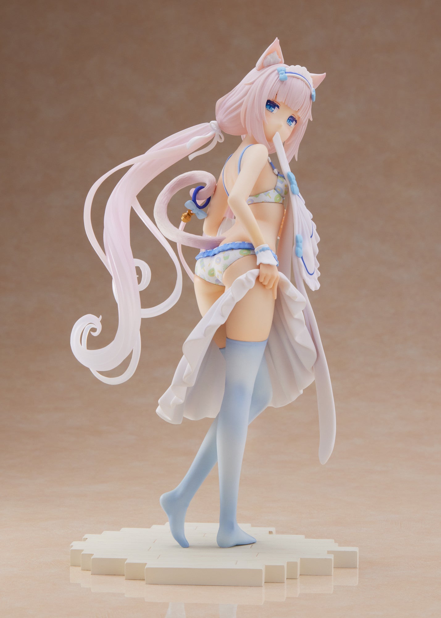 PRE ORDER Nekopara: 1/7 SCALE FIGURE - Vanilla Lovely Sweets Time