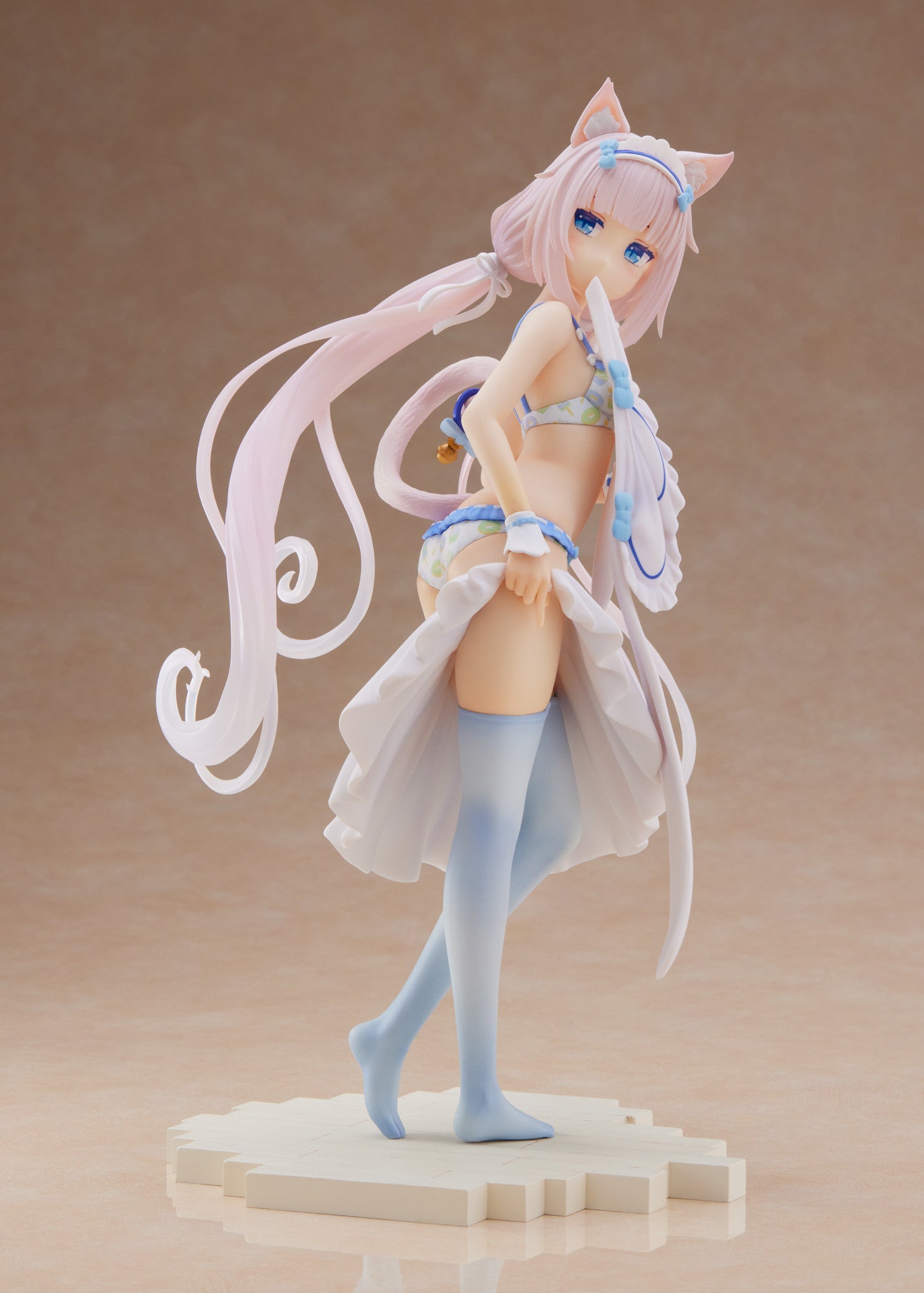 PRE ORDER Nekopara: 1/7 SCALE FIGURE - Vanilla Lovely Sweets Time