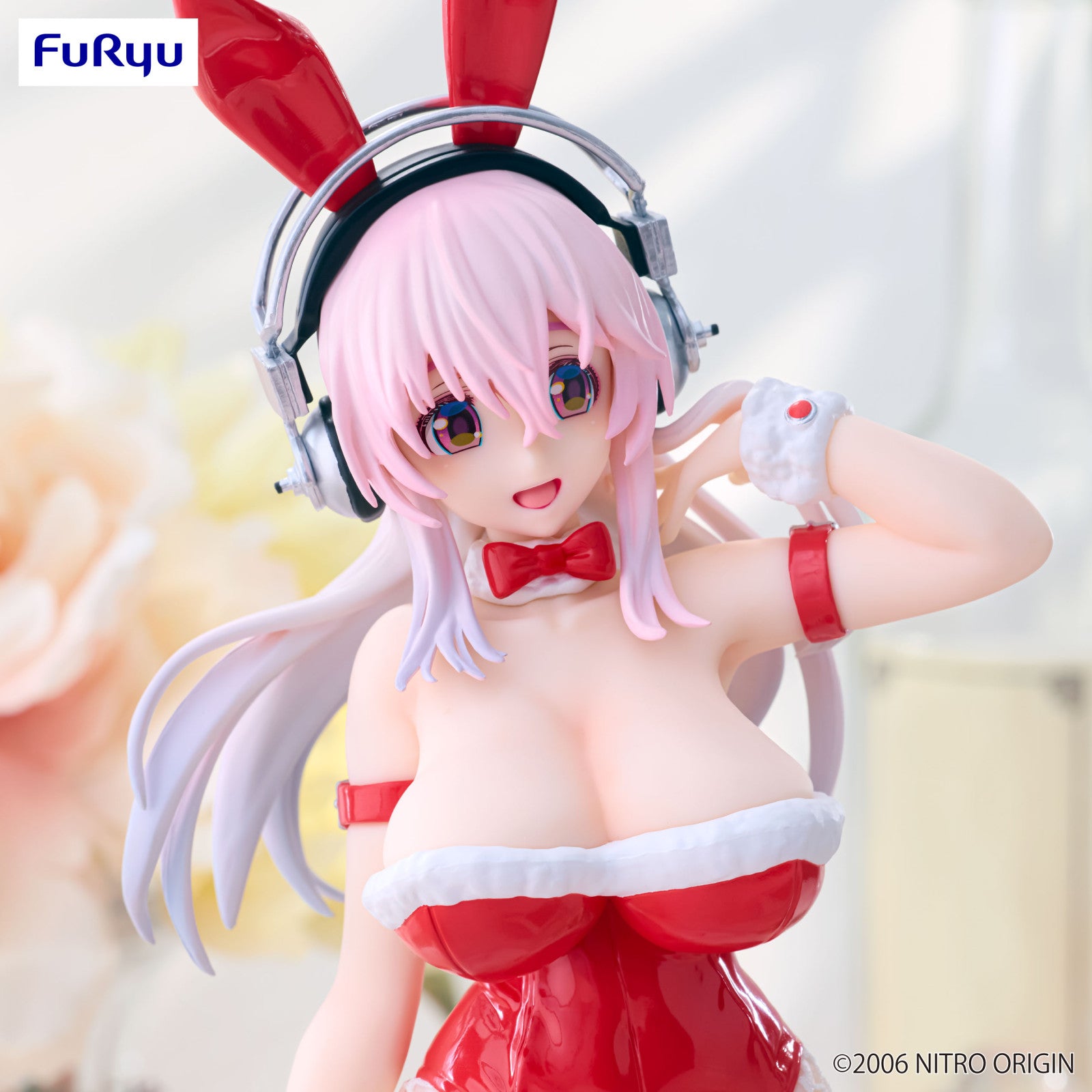 PRE ORDER Super Sonico: BICUTE BUNNIES FIGURE - Sonico (Red Color Version 2)