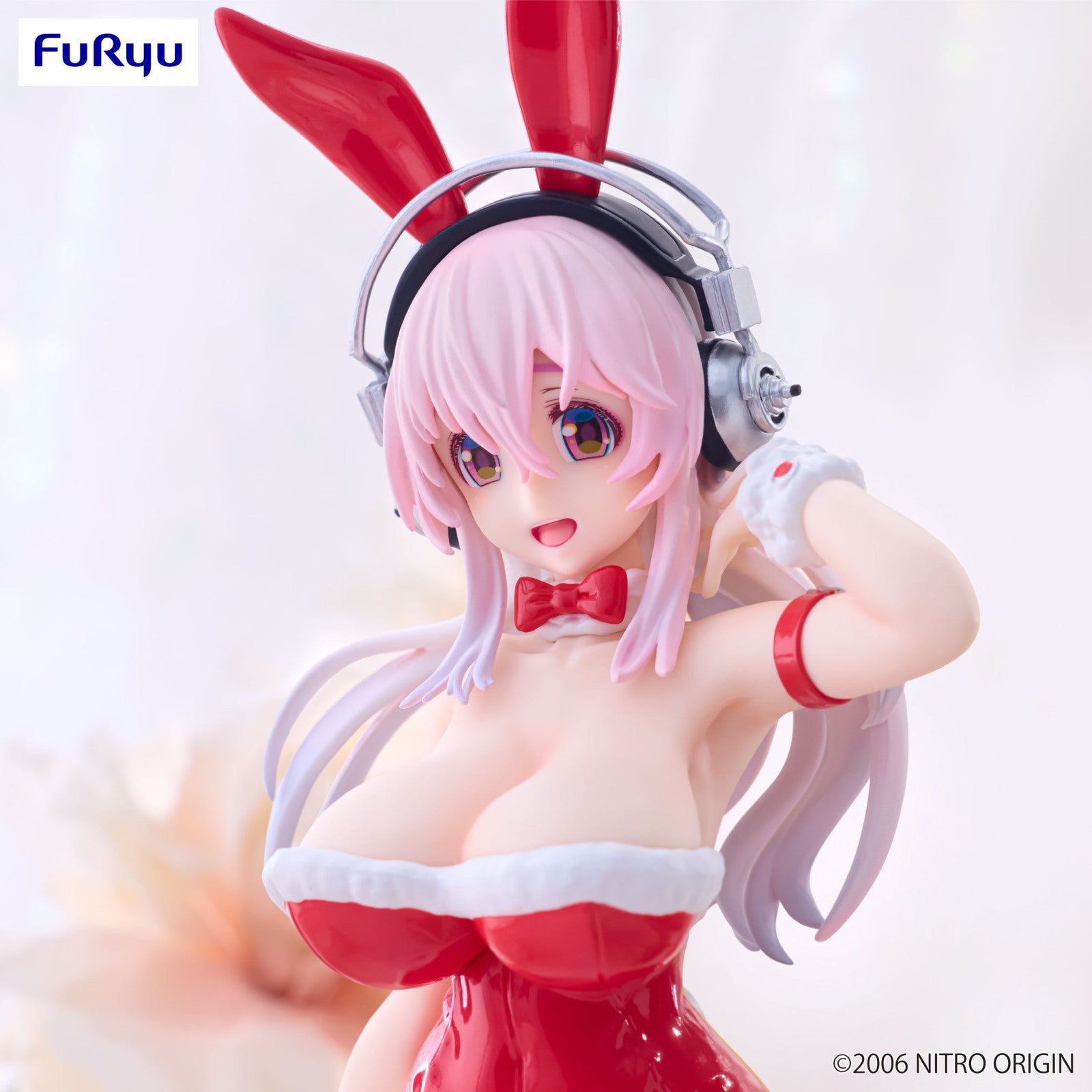 PRE ORDER Super Sonico: BICUTE BUNNIES FIGURE - Sonico (Red Color Version 2)