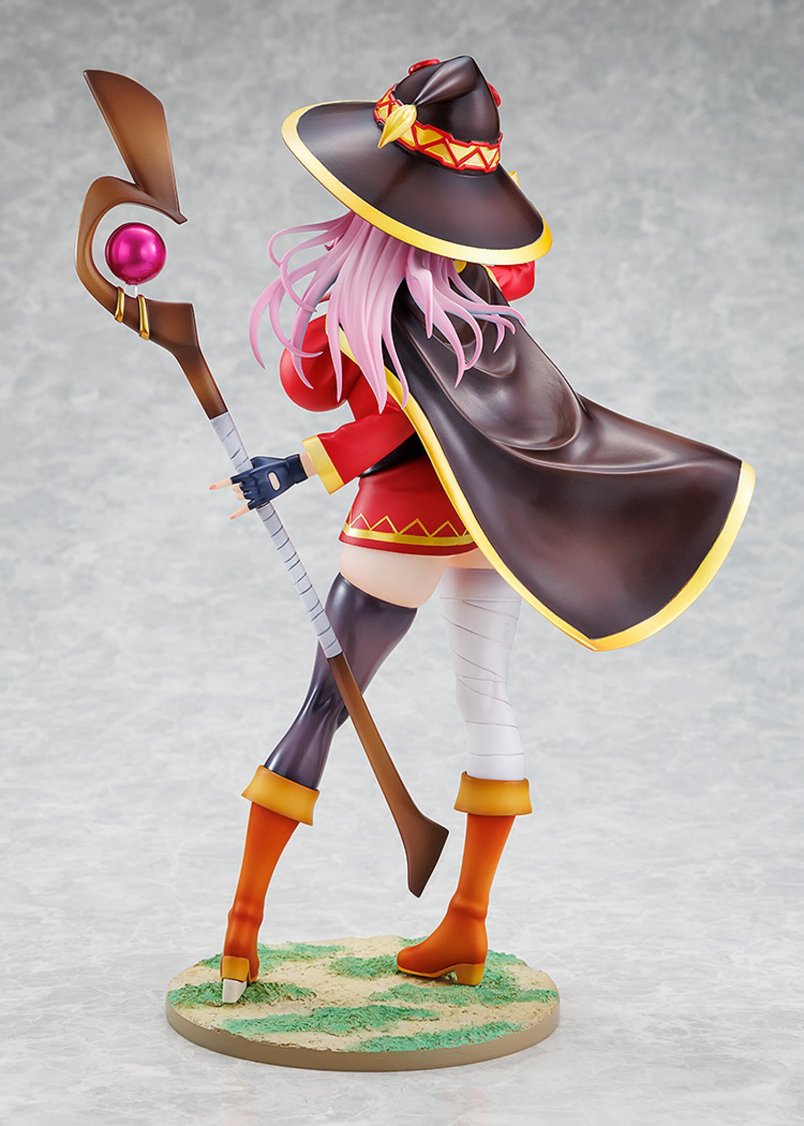 PRE ORDER Super Sonico/ KONOSUBA God's blessing on this wonderful world! 1/7 SCALE FIGURE - Super Sonico (Megumin Collaboration Version)